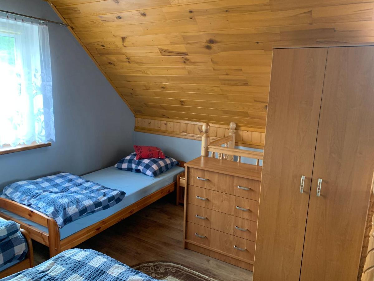 Domki Nad Stawem Uherce Uherce Mineralne Exterior foto