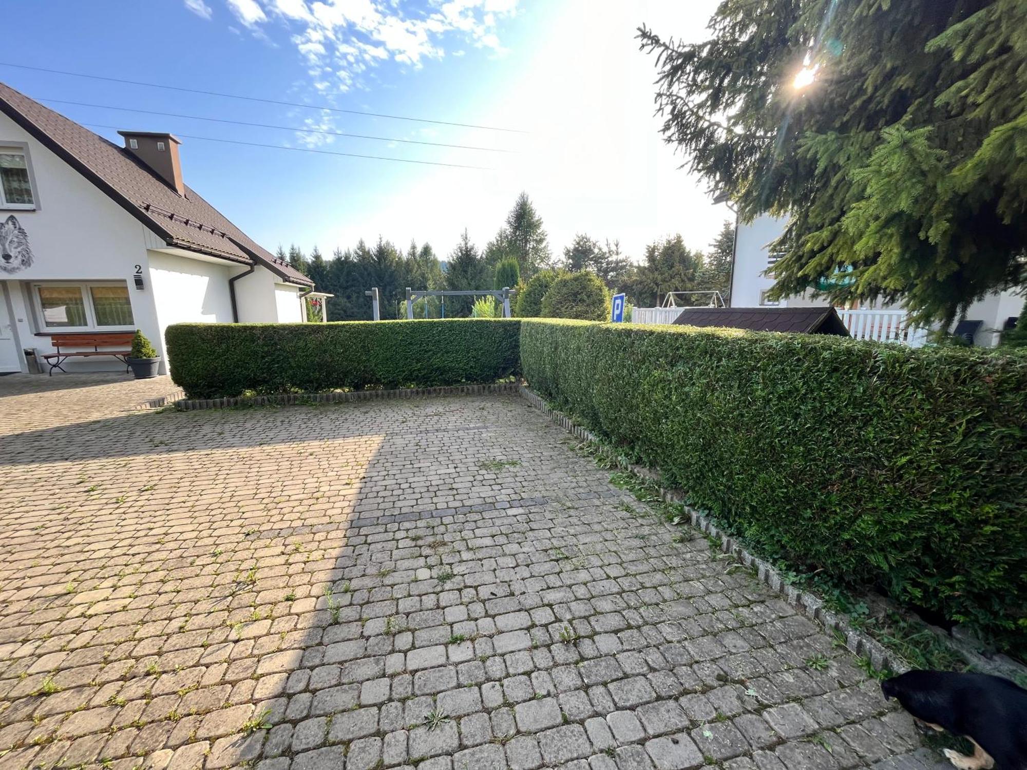 Domki Nad Stawem Uherce Uherce Mineralne Exterior foto